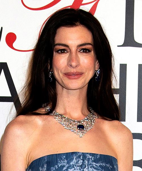 Anne Hathaway Long Carefree Hairstyle