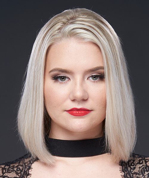 Blunt Shoulder-Length Blonde Bob Haircut