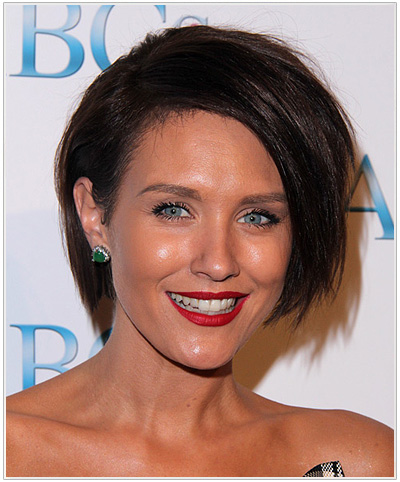 Nicky Whelan Short Straight Brunette Hairstyle