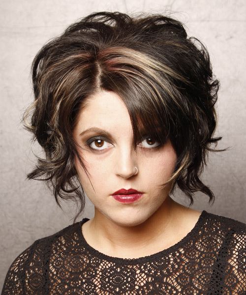 Short And Textured Highlighted Waves